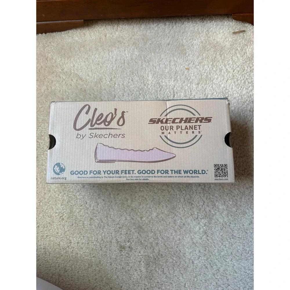 Skechers new box